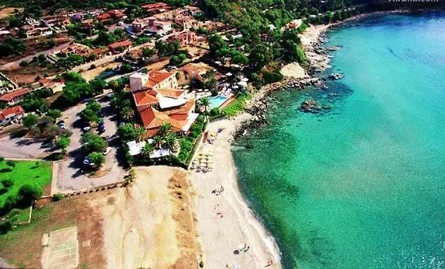 Depandance In Villa Deffenu 100 Mt Dalla Spiaggia Arbatax