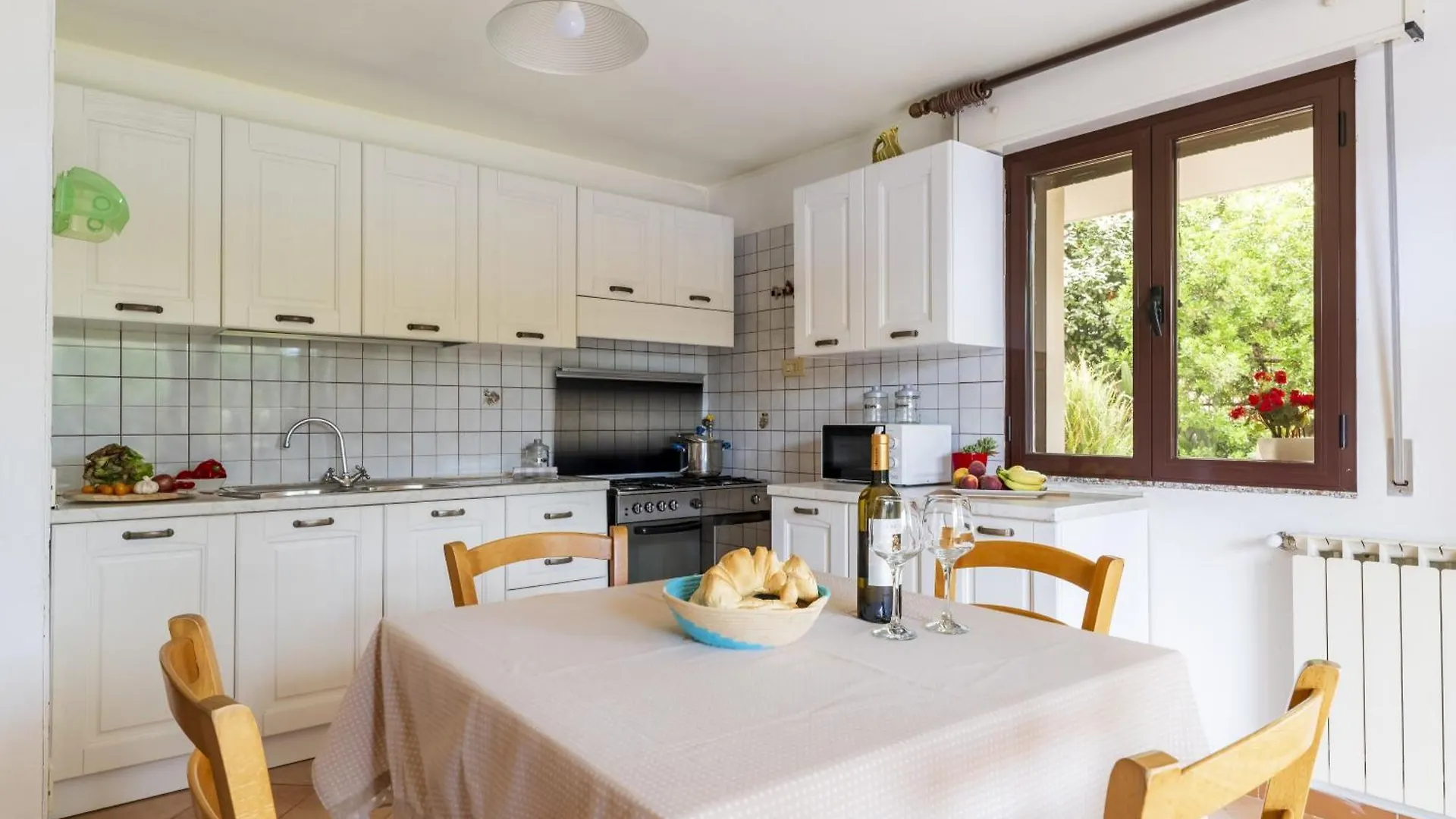 Depandance In Villa Deffenu 100 Mt Dalla Spiaggia Àrbatax